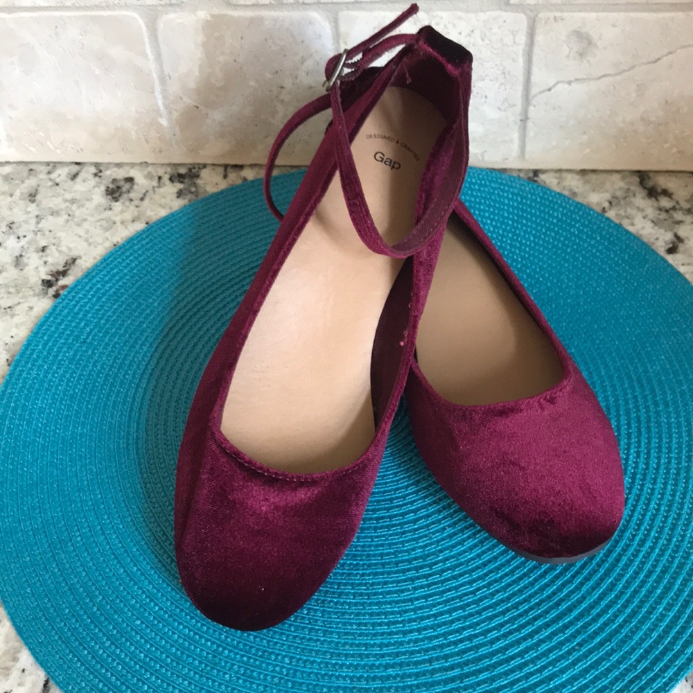 Gap Women's Velvet Ankle Tie Flats in Wine